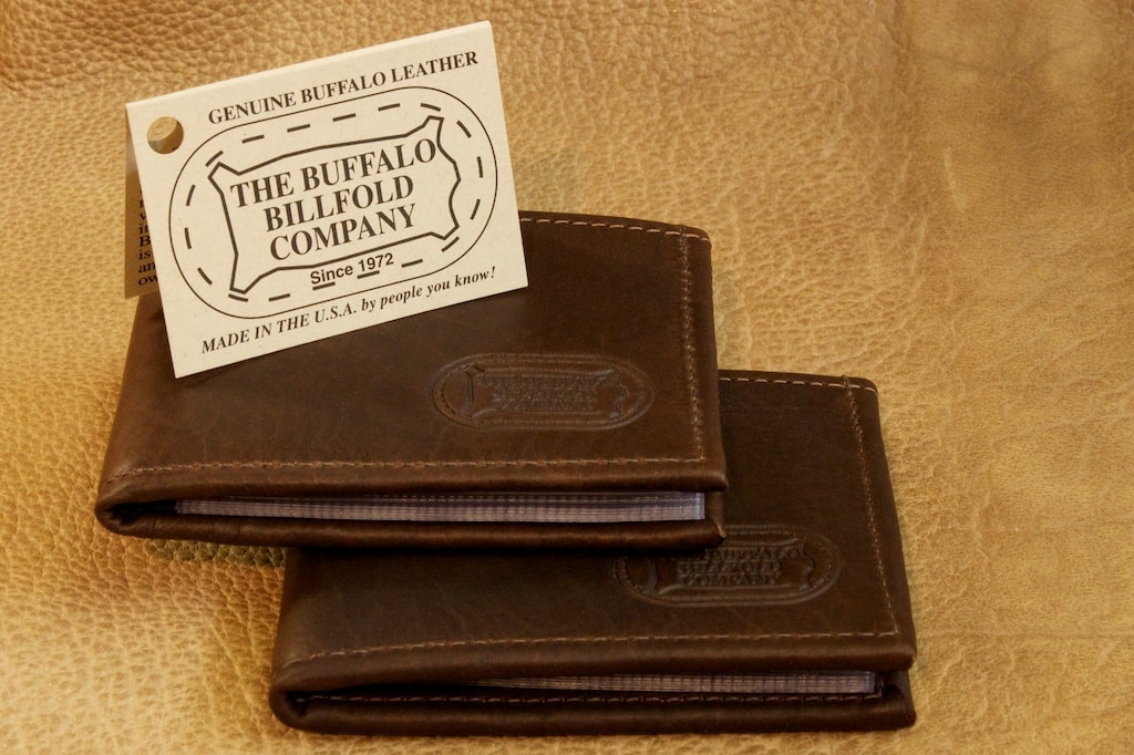 Men&#39;s Bison Leather Wallet Made In The Usa | Confederated Tribes of the Umatilla Indian Reservation