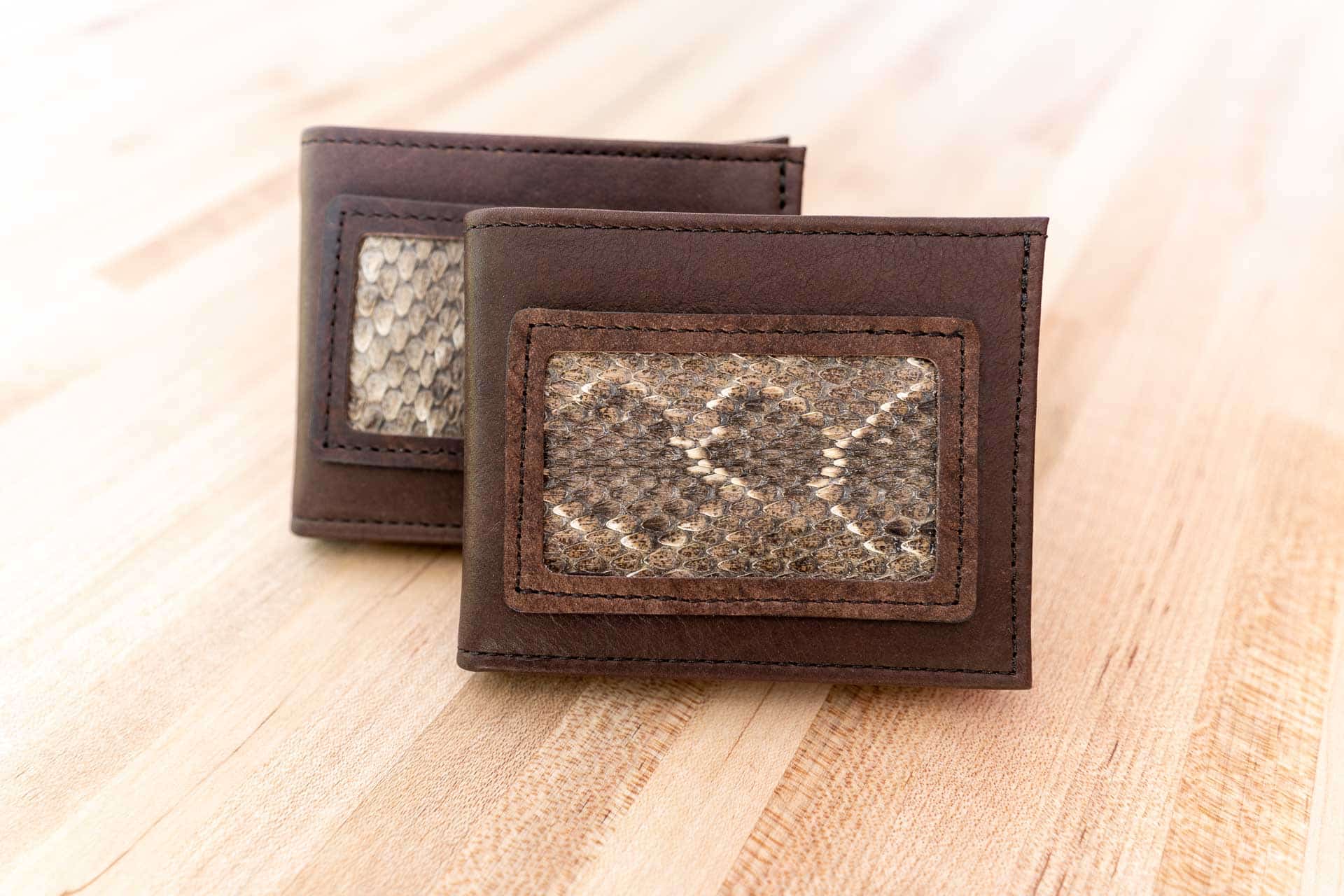 Copperhead skin wallet : r/Leathercraft