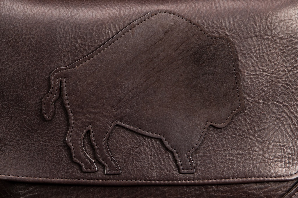 Trim Style Purse - Buffalo Applique - Made in America