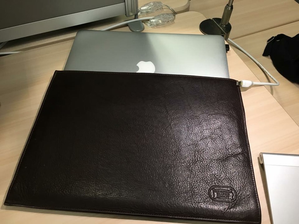 Best leather sleeve hotsell for macbook air 13