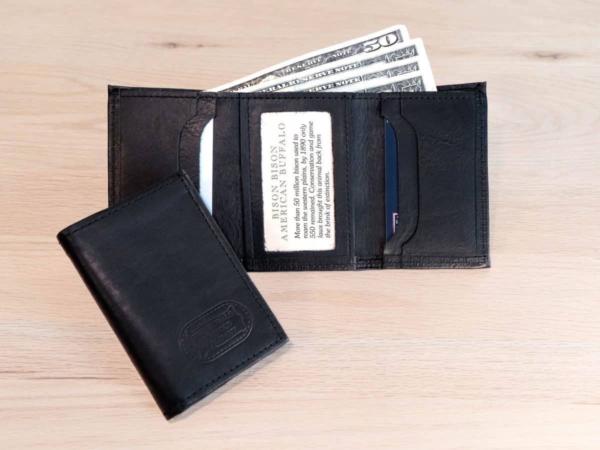 SMALL TRIFOLD WALLET 16 IN SHINY CALFSKIN - BLACK