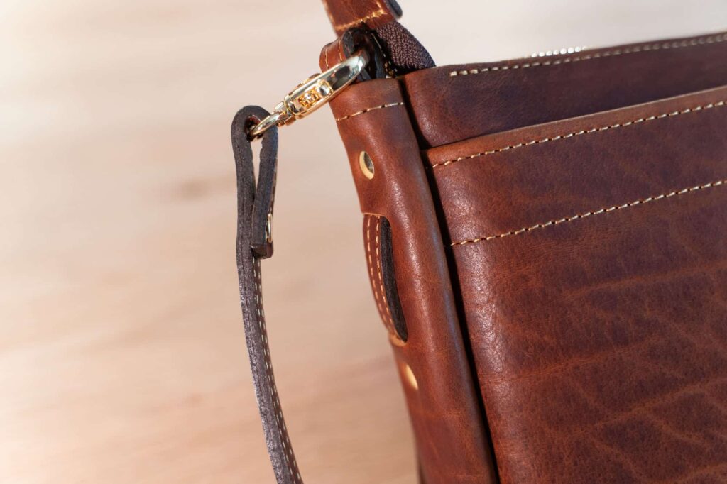 Buffalo Leather Crossbody Purse - American Chestnut Red - Strap with Detachable Brass Clips Buffalo Leather Crossbody Purse - American Chestnut Red - Strap with Detachable Brass Clips