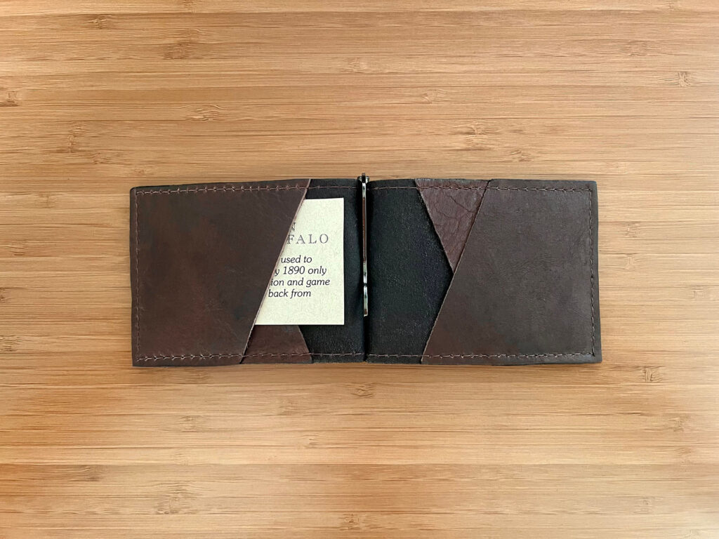 Four inside card pockets with money clip