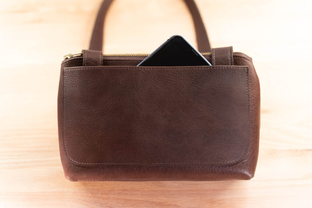 Phone Pocket On Back Of The Brown Southern Prairie Crossbody Leather Purse Phone Pocket On Back Of The Brown Southern Prairie Crossbody Leather Purse